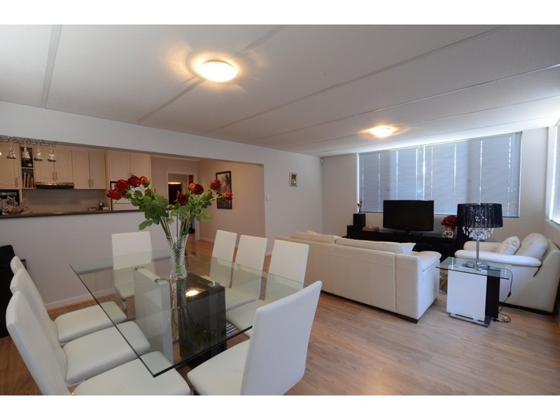 374 Warwick Road, Warwick WA 6024