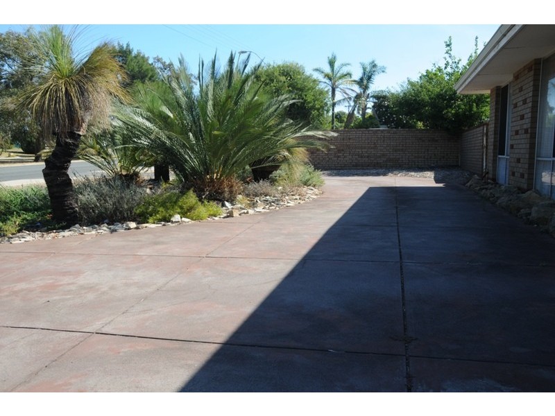 627  Beach Road, Warwick WA 6024