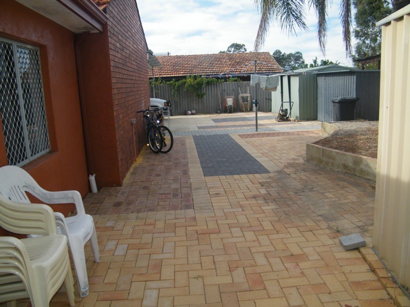 1 Griffith Way, Thornlie WA 6108