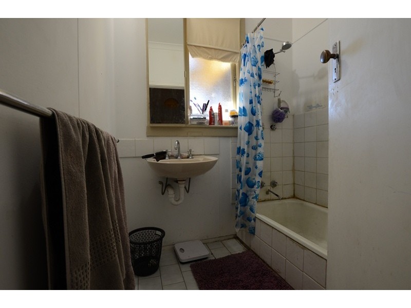 68 Eastdene Circle, Nollamara WA 6061