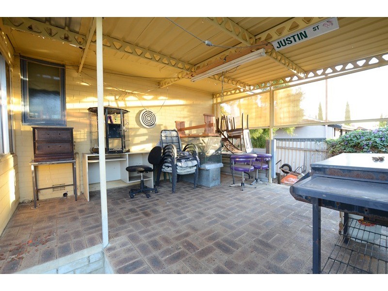 68 Eastdene Circle, Nollamara WA 6061