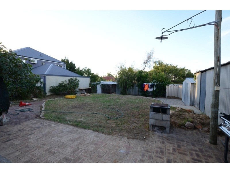 68 Eastdene Circle, Nollamara WA 6061