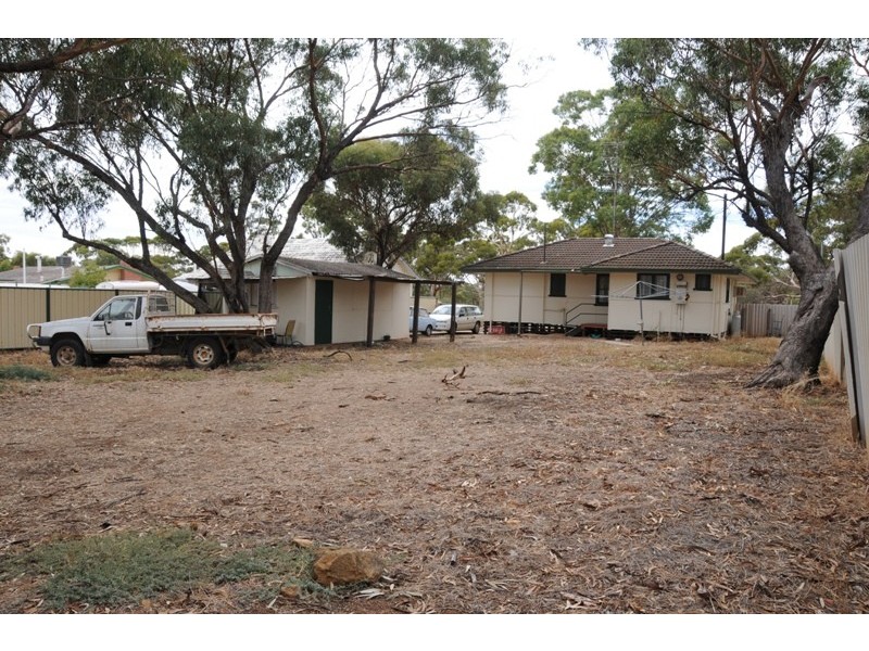 67 Throssell Street, Goomalling WA 6460