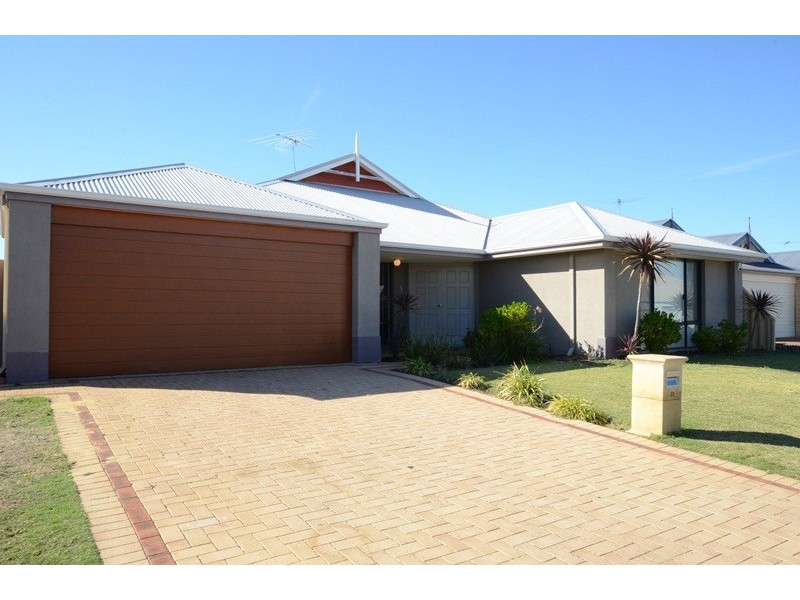 11 Lopez Crescent, Ashby WA 6065