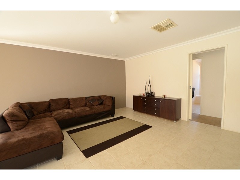 11 Lopez Crescent, Ashby WA 6065