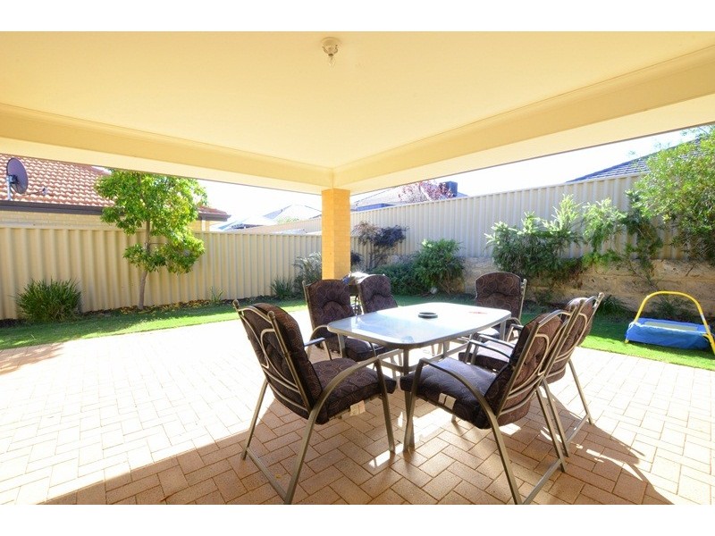 11 Lopez Crescent, Ashby WA 6065