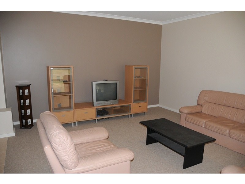 33 Hennessy Drive, Ashby WA 6065