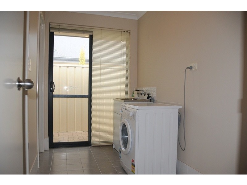 33 Hennessy Drive, Ashby WA 6065