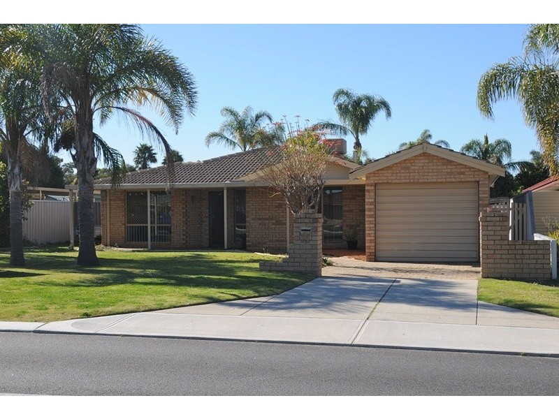 14 Addington Way, Marangaroo WA 6064