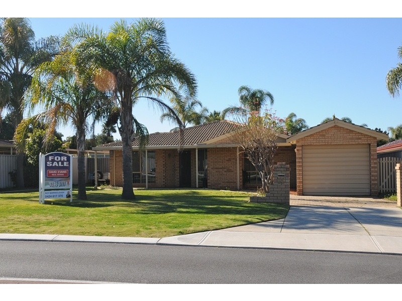 14 Addington Way, Marangaroo WA 6064