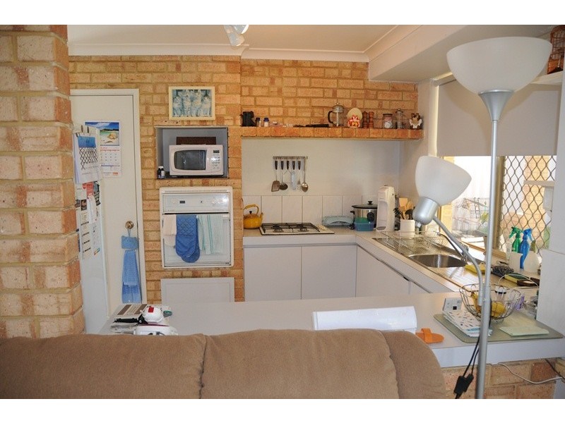 14 Addington Way, Marangaroo WA 6064