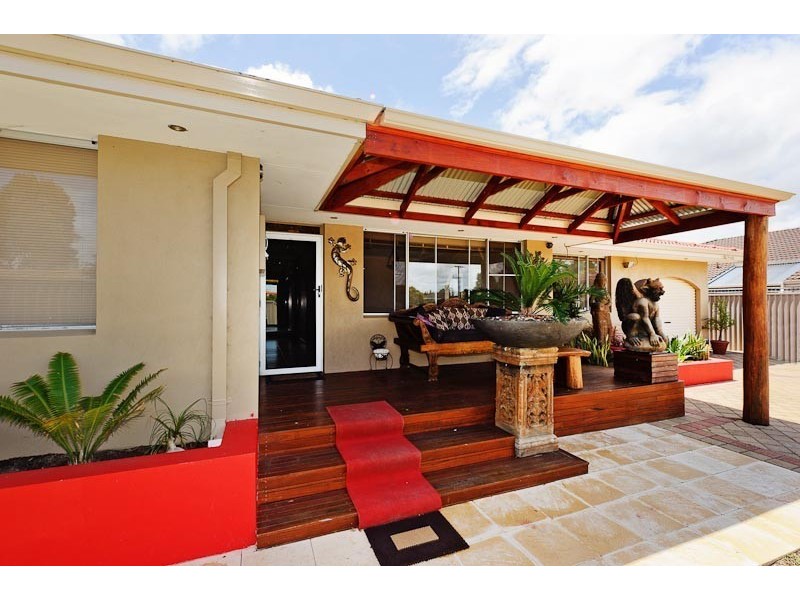 35 Whittle Place, Stirling WA 6021