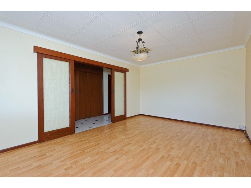 35 Whittle Place, Stirling WA 6021