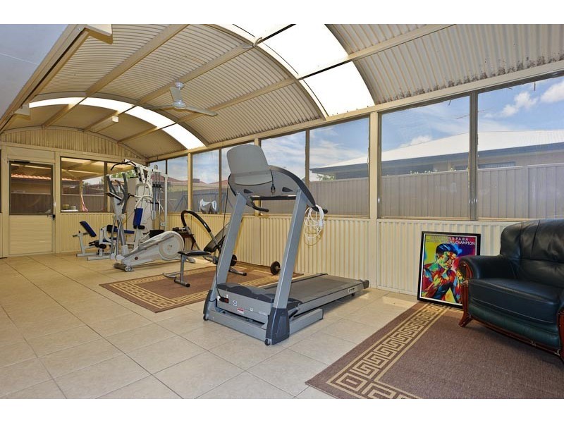 35 Whittle Place, Stirling WA 6021