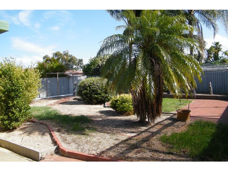 244 Erindale Road, Hamersley WA 6022