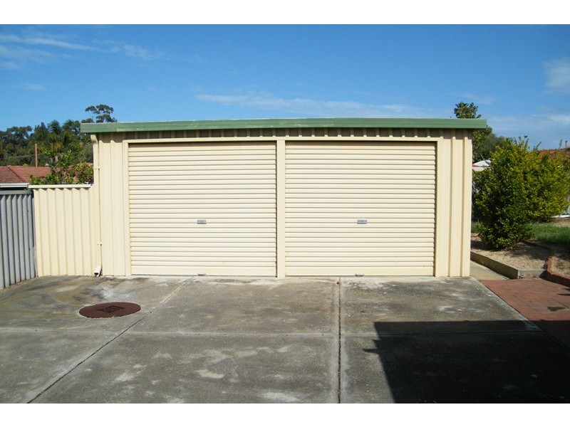 244 Erindale Road, Hamersley WA 6022