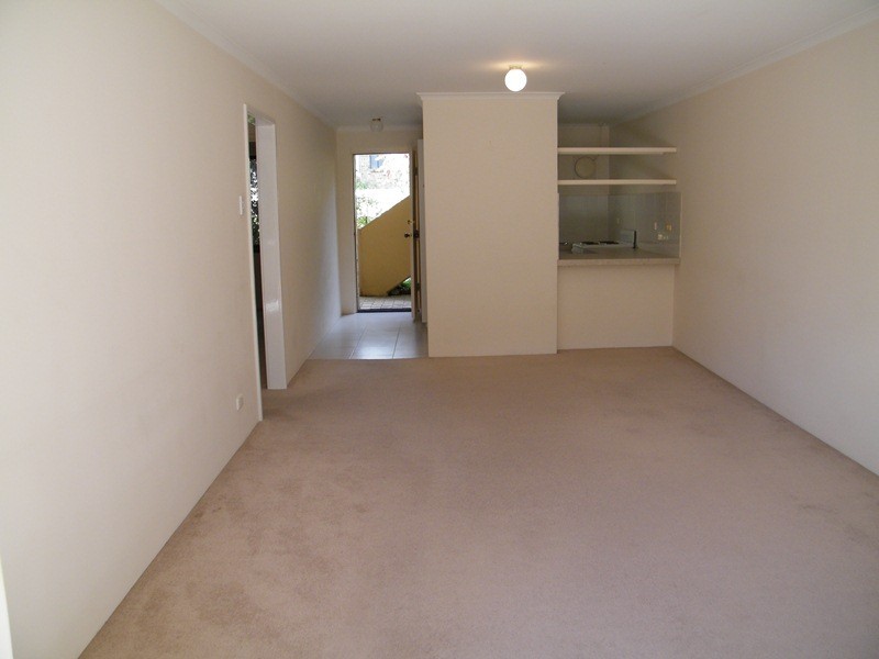 39/11 Brentham Street, Leederville WA 6007