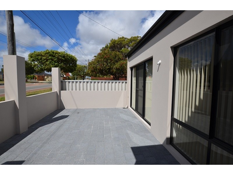 140A Ravenswood Drive, Nollamara WA 6061