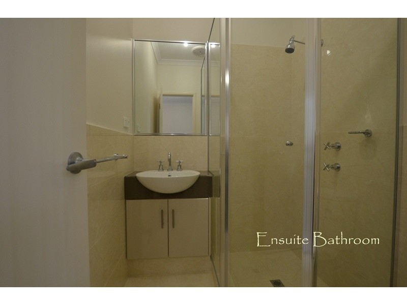 140B Ravenswood Drive, Nollamara WA 6061