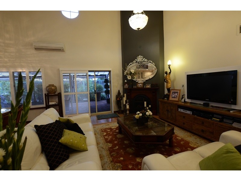 32 Ash Grove, Duncraig WA 6023