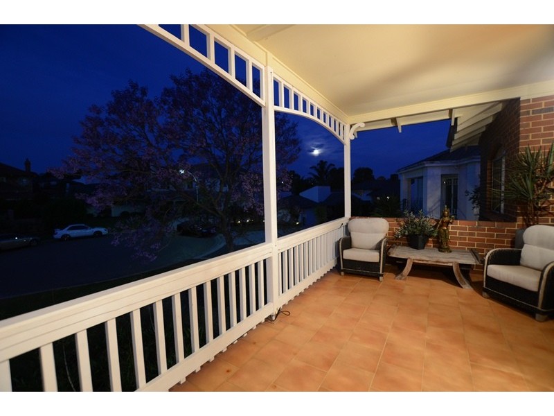 32 Ash Grove, Duncraig WA 6023