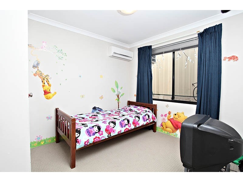 12 Poynings Street, Westminster WA 6061