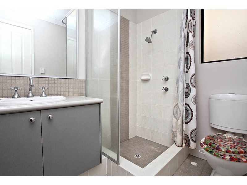 12 Poynings Street, Westminster WA 6061