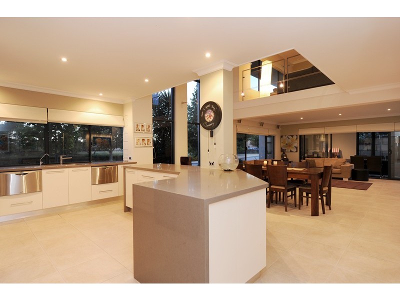 1 Siena Court, Stirling WA 6021