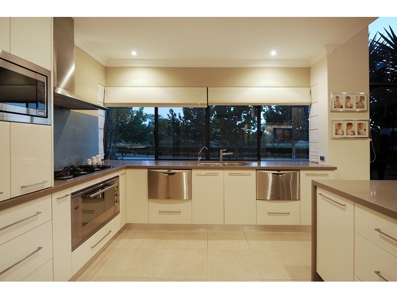 1 Siena Court, Stirling WA 6021