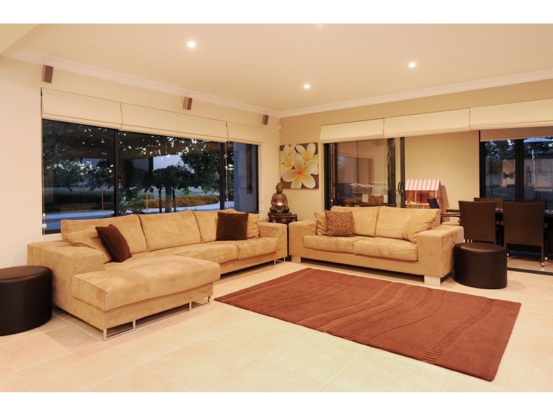 1 Siena Court, Stirling WA 6021