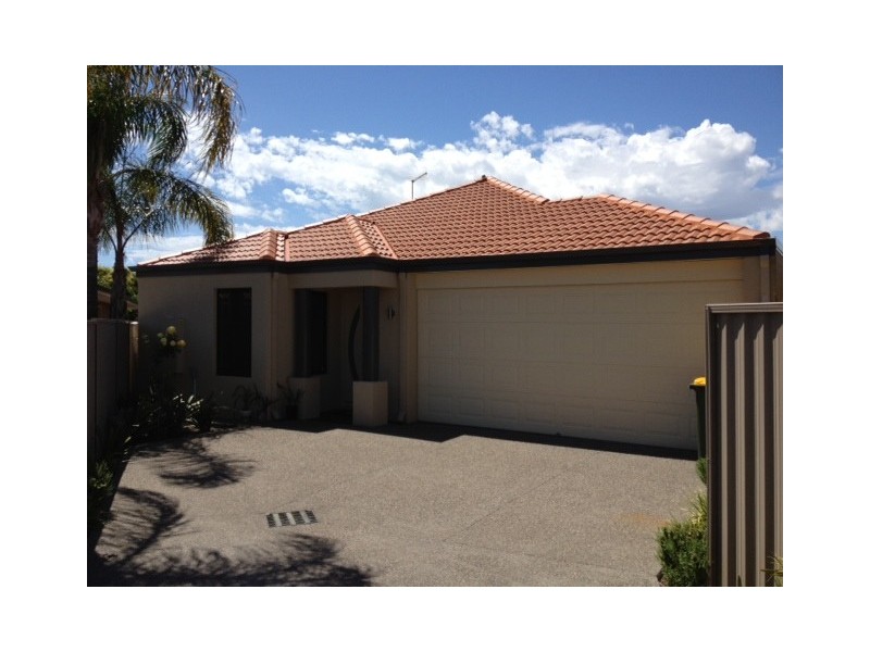 35A Whittle Place, Stirling WA 6021