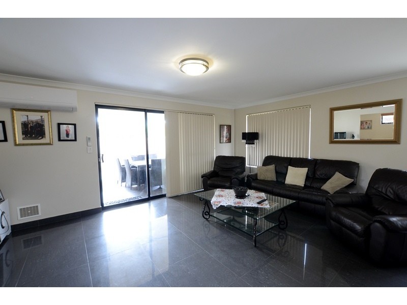 35A Whittle Place, Stirling WA 6021