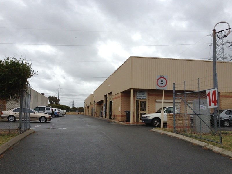 1/14 Vale Street, Malaga WA 6090