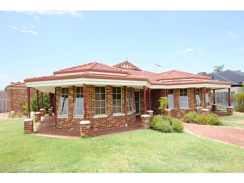 3 Holbury Way, Landsdale WA 6065