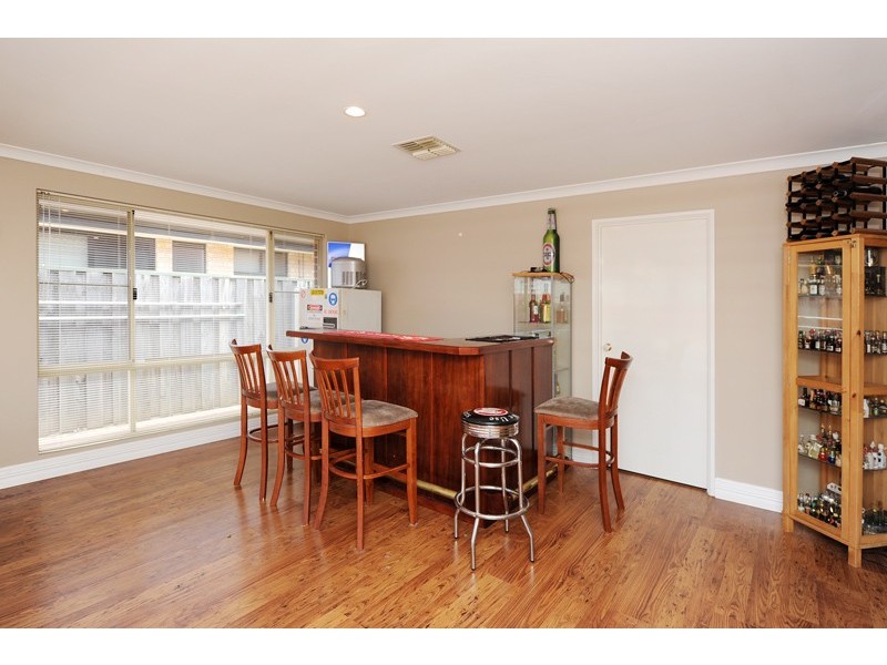 3 Holbury Way, Landsdale WA 6065