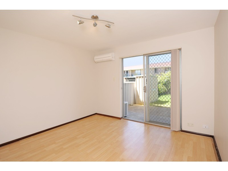 24B/305 Harbourne Street, Glendalough WA 6016