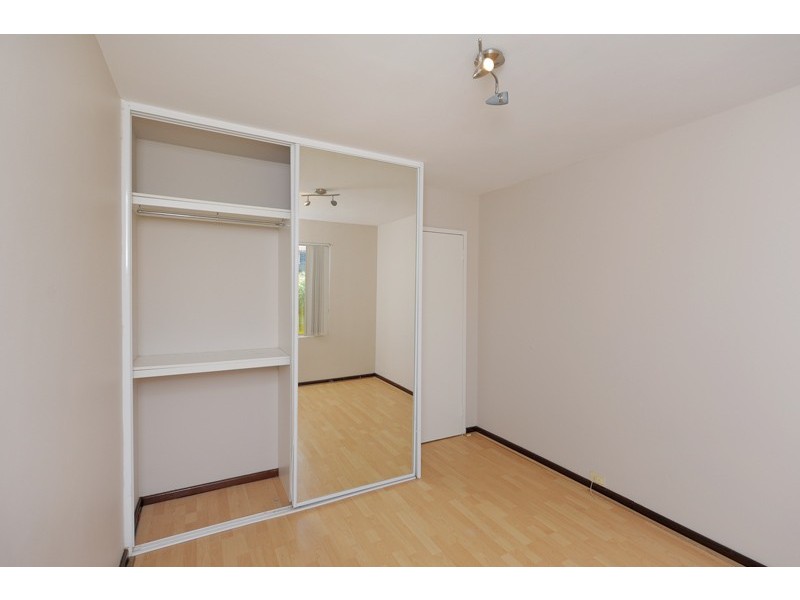 24B/305 Harbourne Street, Glendalough WA 6016