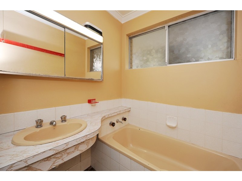 582 Beach Road, Hamersley WA 6022