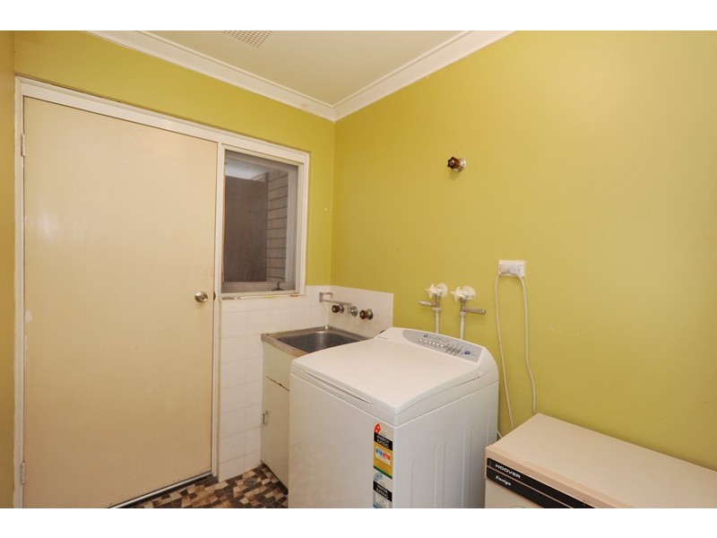 582 Beach Road, Hamersley WA 6022