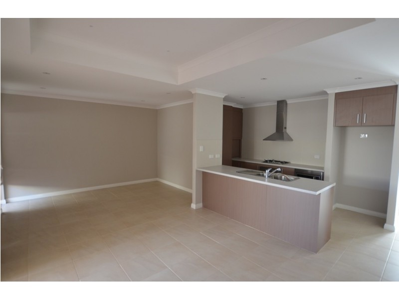 16B Findon Crescent, Westminster WA 6061