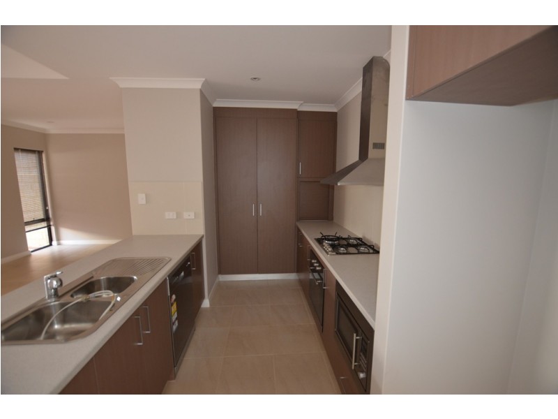 16B Findon Crescent, Westminster WA 6061