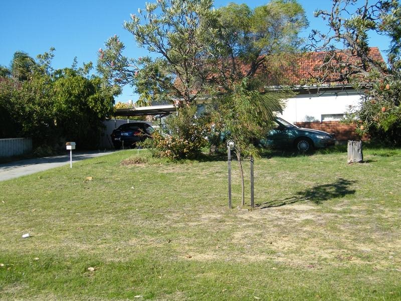 62 Camberwell Road, Balga WA 6061
