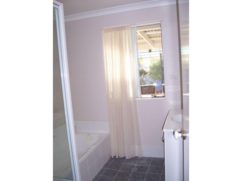 274 Santa Gertrudis Drive, Lower Chittering WA 6084