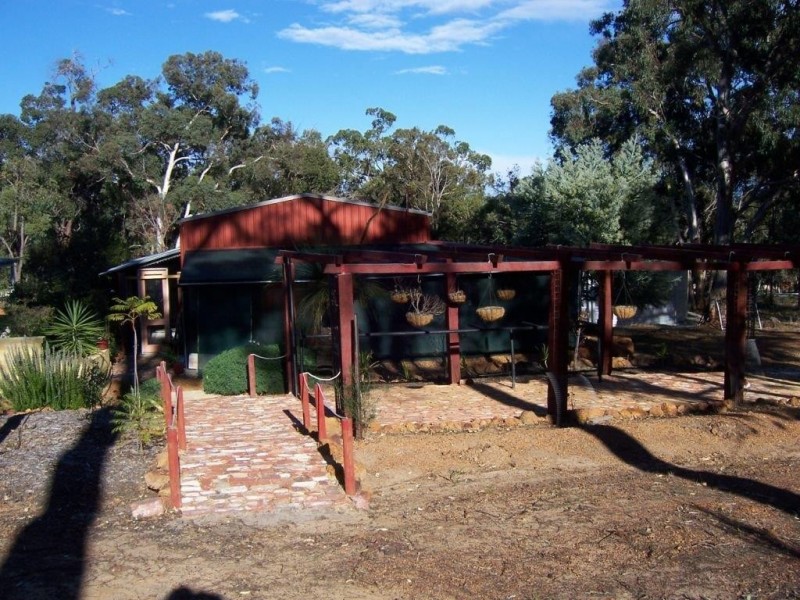 274 Santa Gertrudis Drive, Lower Chittering WA 6084