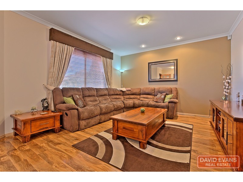 16A Tynemouth Close, Merriwa WA 6030