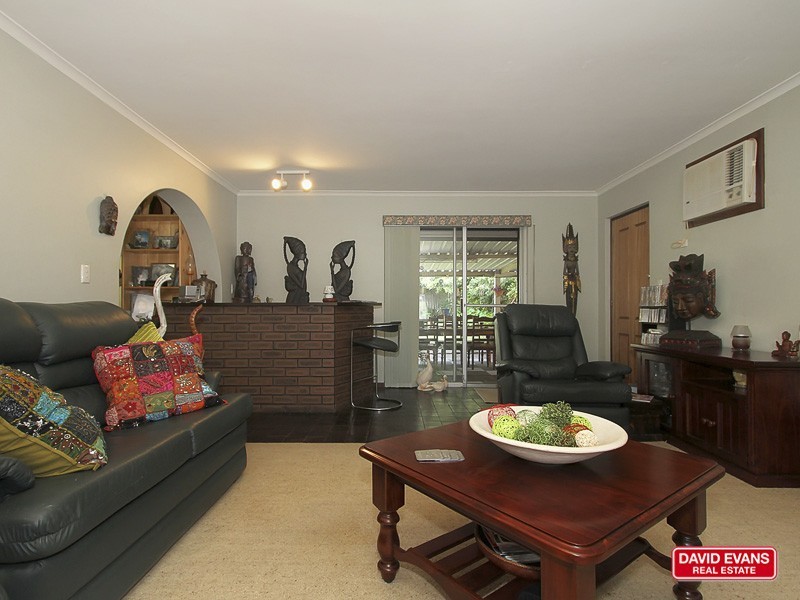 56 Nanovich Avenue, Girrawheen WA 6064