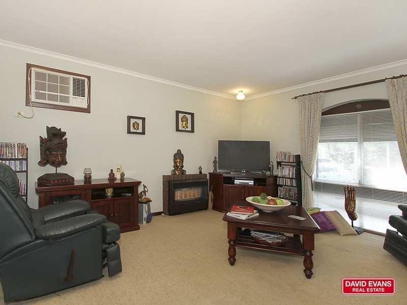 56 Nanovich Avenue, Girrawheen WA 6064