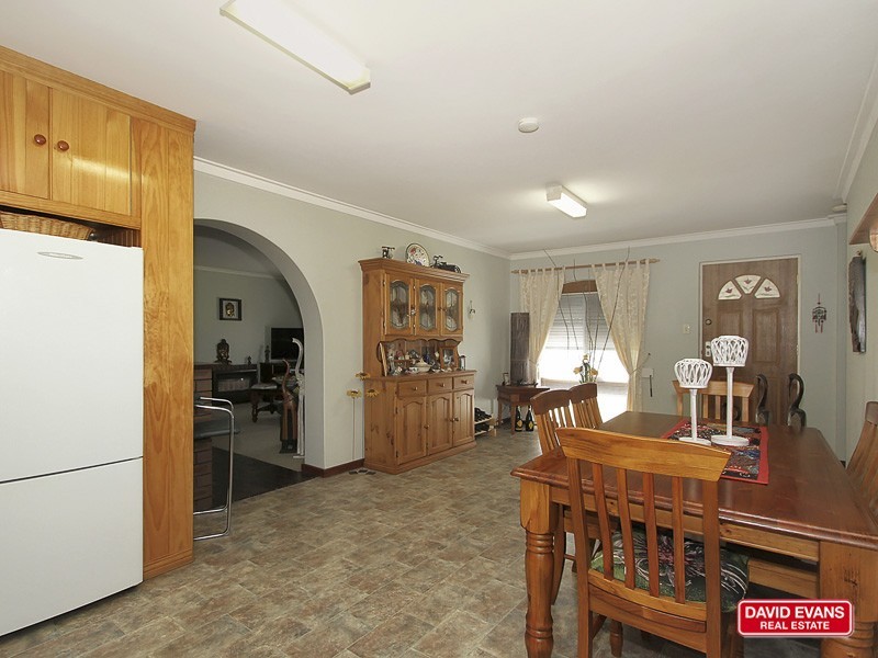 56 Nanovich Avenue, Girrawheen WA 6064