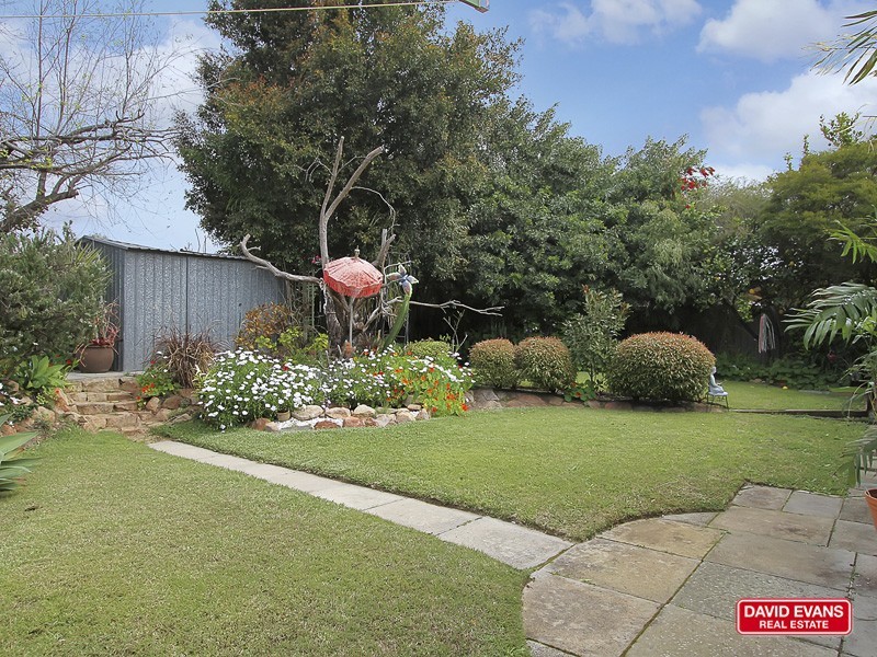 56 Nanovich Avenue, Girrawheen WA 6064