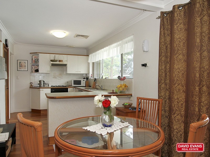 4 Fircroft Way, Hamersley WA 6022